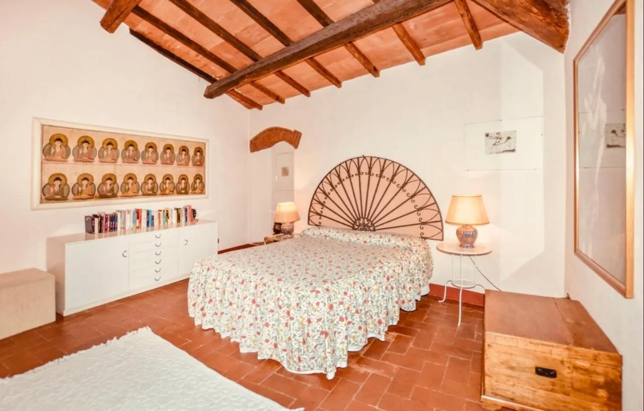 Villa Ari, La Tua Villa In Toscana Reggello