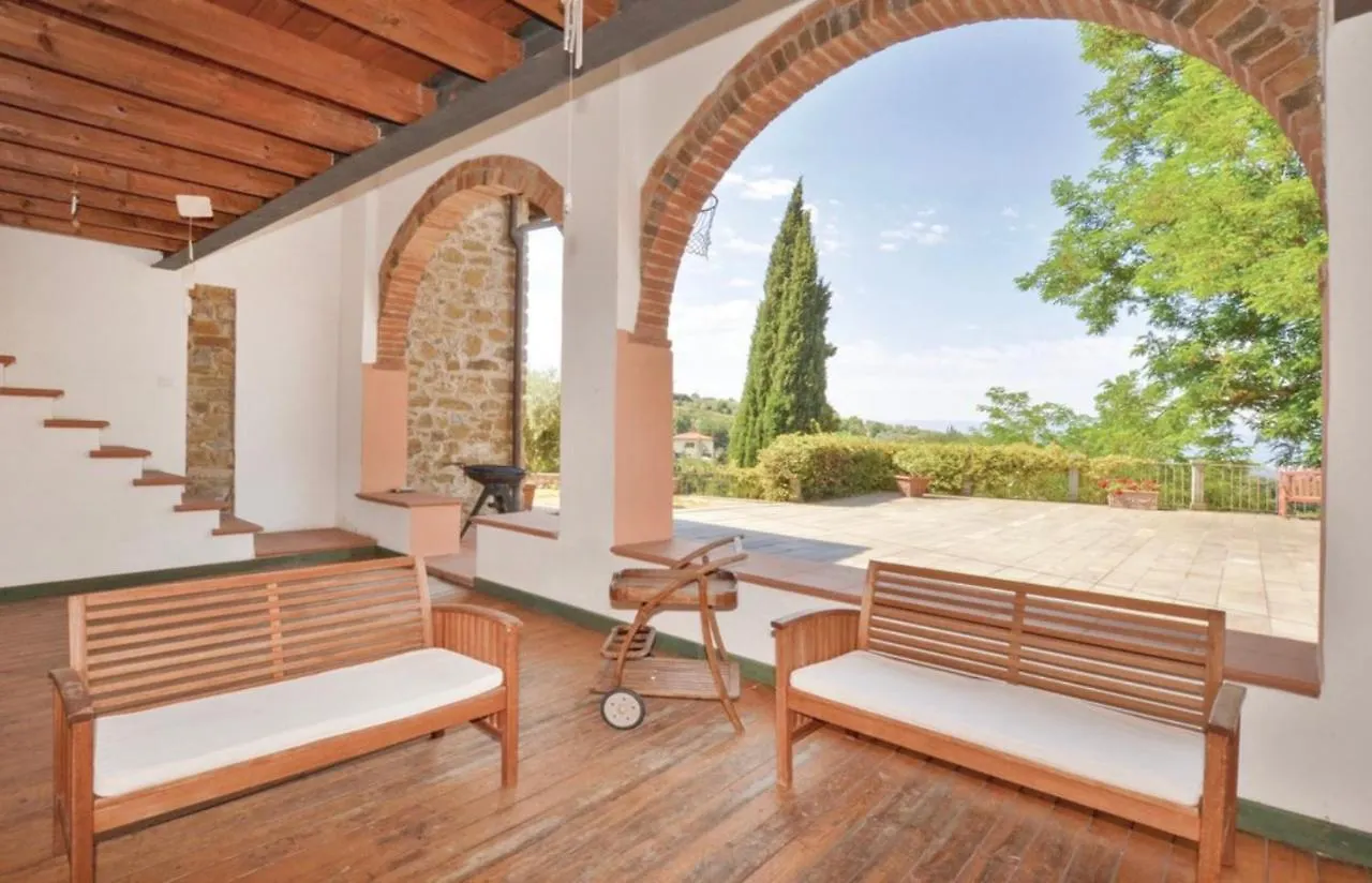 Villa Ari, La Tua Villa In Toscana Reggello Italy