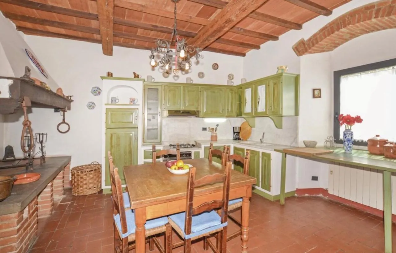 Villa Ari, La Tua Villa In Toscana Reggello